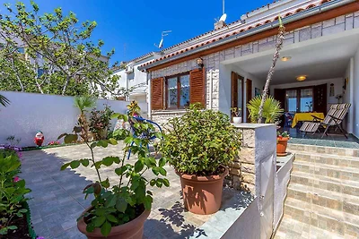 Ferienwohnung mit Terrasse und Meerblick