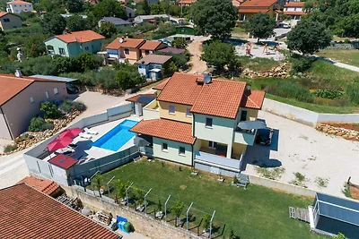 FerienHaus mit Pool