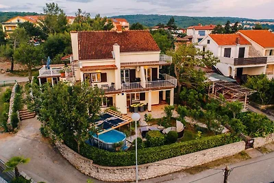 Ferienwohnung mit Meerblick und Pool
