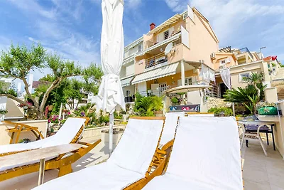 Appartamento Vacanza con famiglia Okrug Gornji