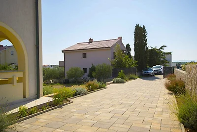 Komfortables Apartment Lili mit Meerblick auf