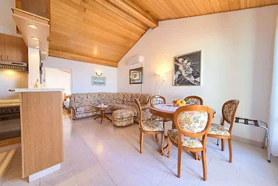 Appartamento Vacanza con famiglia Njivice