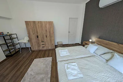 Ferienhaus im Ortszentrum mit Klimaanlage und