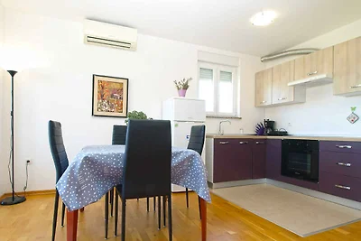 Ferienwohnung mit Klimaanlage, Internetzugang