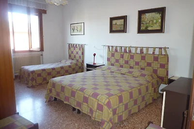 Ferienwohnung geräumig mit 8 Schlafplätzen