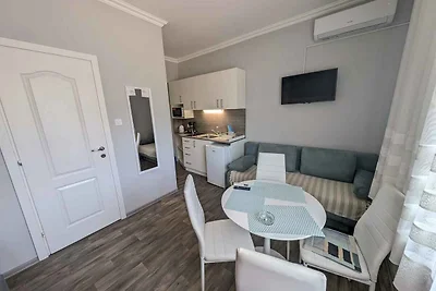 Studio mit WLAN und Balkon in Strandnähe