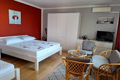 Ferienwohnung mit Klimaanlage und Terrasse