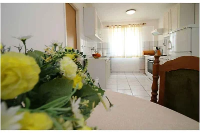 Ferienwohnung mit Klimaanlage und Balkon