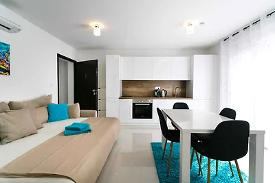 Ferienwohnung mit Terrasse und Klimanlage
