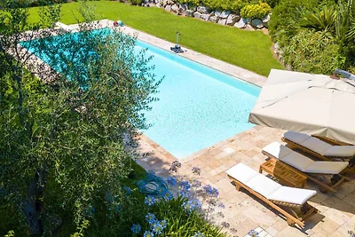 Ferienwohnung Mit Terasse und Pool