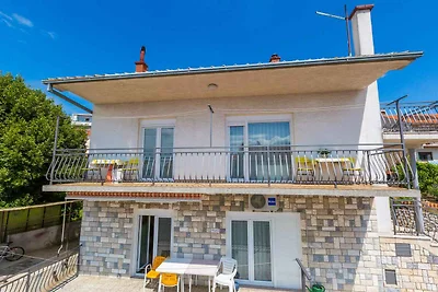 Ferienwohnung mit Balkon und Klimaanlage