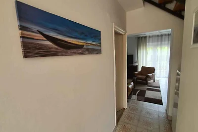 Ferienhaus mit Terrasse und Grill