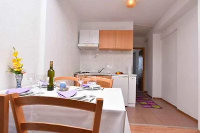 Ferienwohnung mit Balkon und Meerblick