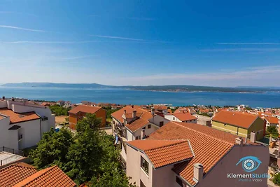 Ferienwohnung mit Poolnutzung und modern