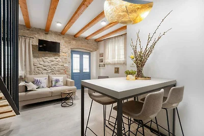 Ferienwohnung mit Meerblick direkt in