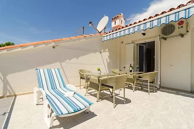 Ferienwohnung mit Klimaanlage und Balkon in