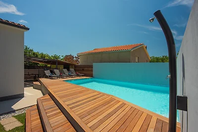 Villa mit Pool