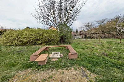 Ferienhaus mit Terrasse und grossem Garten