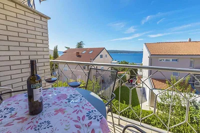 Ferienwohnung mit Balkon und Meerblick