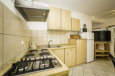 Ferienwohnung mit Pool und Klimaanlage