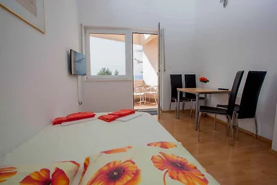 Ferienwohnung mit SAT-TV, CD-Player, 2 Balkon