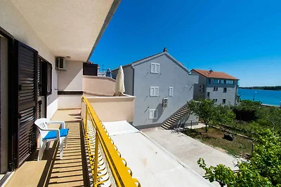 Ferienwohnung mit Balkon und Grill