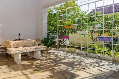 Gemütliches Ferienhaus Marko in Orebić mit Ga