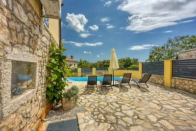 Ferienhaus mit Privatpool und Klimaanlage