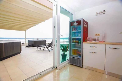 Ferienwohnung mit Balkon und Aussicht
