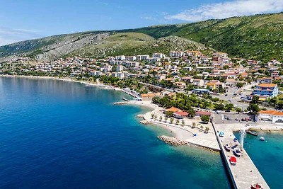 Gemütliches Studio mit Meerblick in Senj