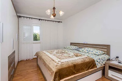 Ferienwohnung mit Terrasse und Klimaanlage