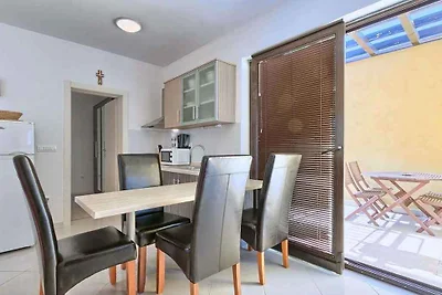 Ferienwohnung mit Balkon und Klimaanlage