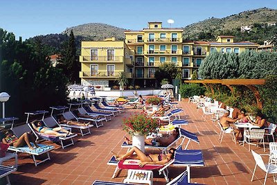 Hut Golfvakantie Pietra Ligure