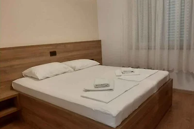Appartamento Vacanza con famiglia Novalja