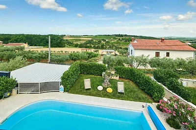 Villa mit Klimaanlage und Pool