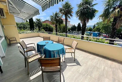 Ferienwohnung mit Balkon und Klimaanlage