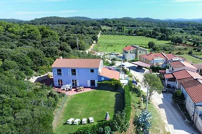 Ferienhaus mit Klimaanlage und Pool