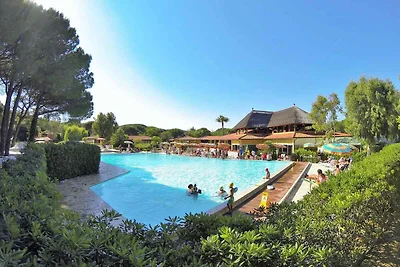 Mobilehome mit Veranda und Pool