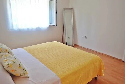 Ferienwohnung für 5 Personen in ruhiger Lage