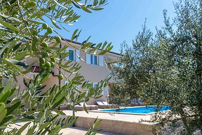 Villa mit Privatpool
