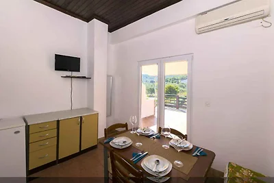 Ferienwohnung mit Balkon und Grill