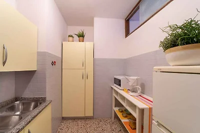 Ferienwohnung mit Klimaanlage und Balkon