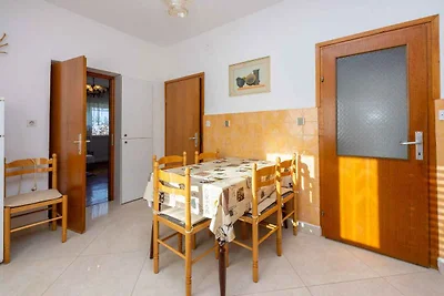 Ferienwohnung mit Balkon und Klimaanlage