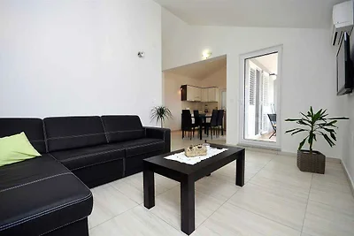 Ferienwohnung Familienfreundlich mit Klimaanl
