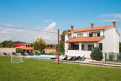 Appartamento Vacanza con famiglia Šajini