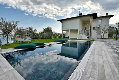Ferienwohnung mit Balkon