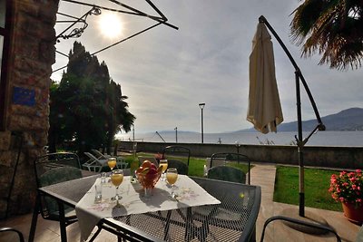 Ferienwohnung mit Terrasse und Grill, am Meer