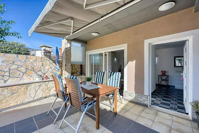 Ferienwohnung mit Klimaanlage und Terrasse