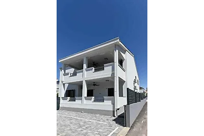 Ferienwohnung 80m vom Strand