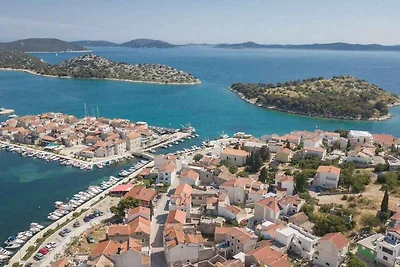 Appartamento Vacanza con famiglia Tribunj